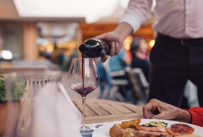 Servire il vino rosso