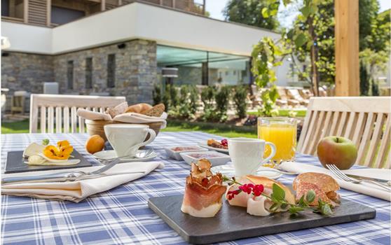 Breakfast for Two in the Garden