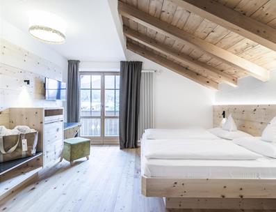 Junior Suite im obersten Stock mit Balkon