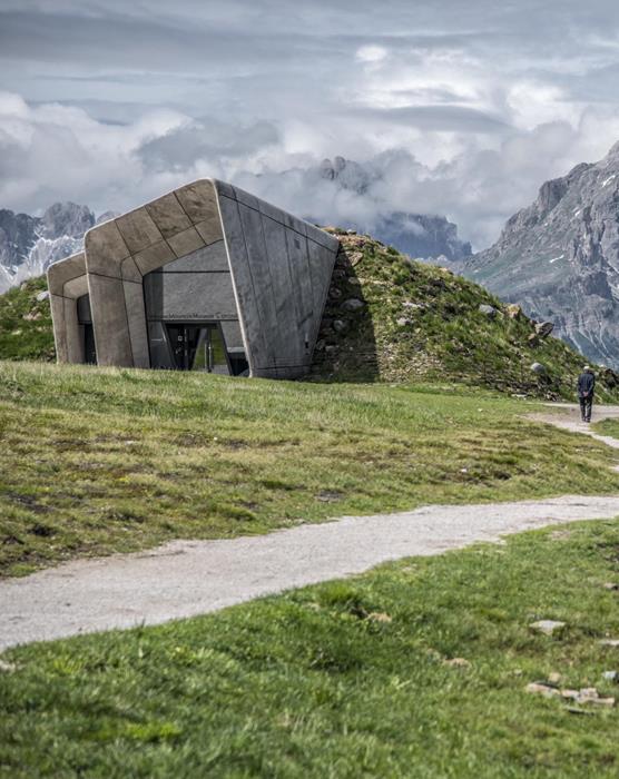 Ausflug zum Messner Mountain Museum Corones