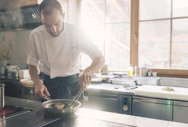 Chefkoch Georg bei der Arbeit