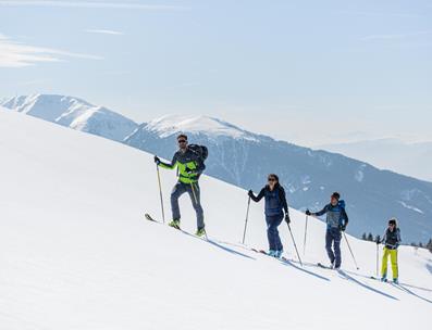 Salita durante un tour di scialpinismo