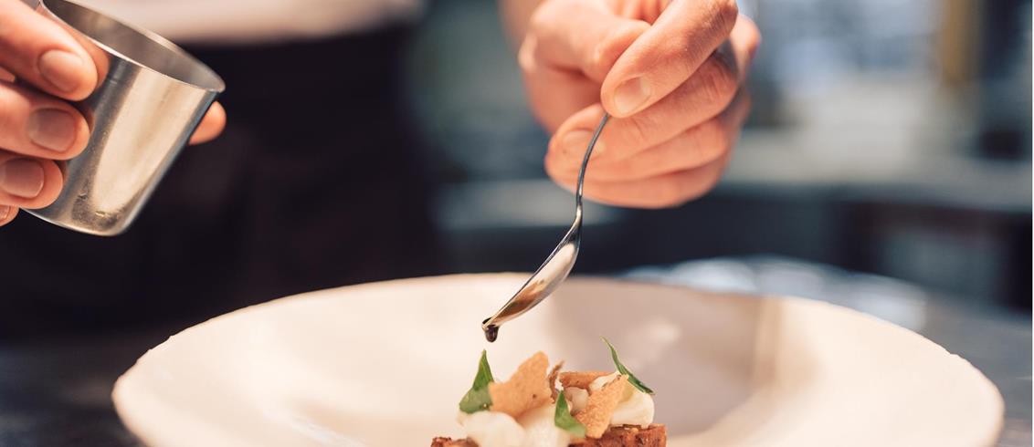 Finishing touches on the steak tartare